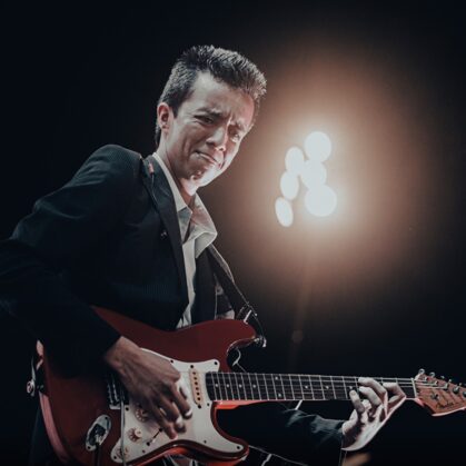Abner Monroy | Guitarra Eléctrica